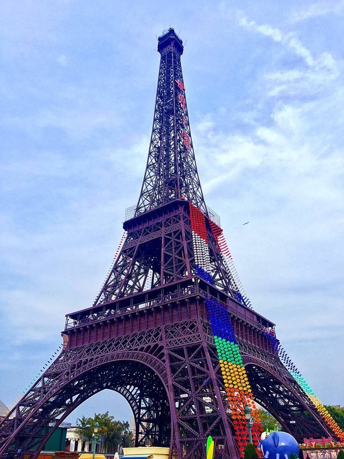 1.3.8，深圳世界之窗埃菲爾鐵塔仿塔.jpg
